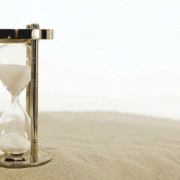 hourglass-g549a46f7d_1920